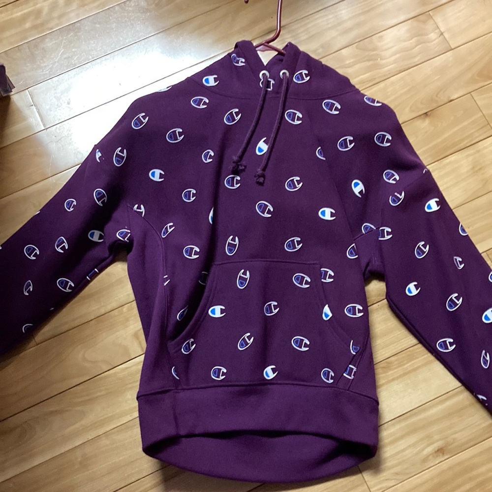Brand new, never worn womens champion hoodie